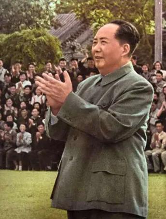 共和国勋章对后代的好处,传承荣誉与激励未来,共和国勋章的传承价值,激励后代,荣耀传承与未来展望