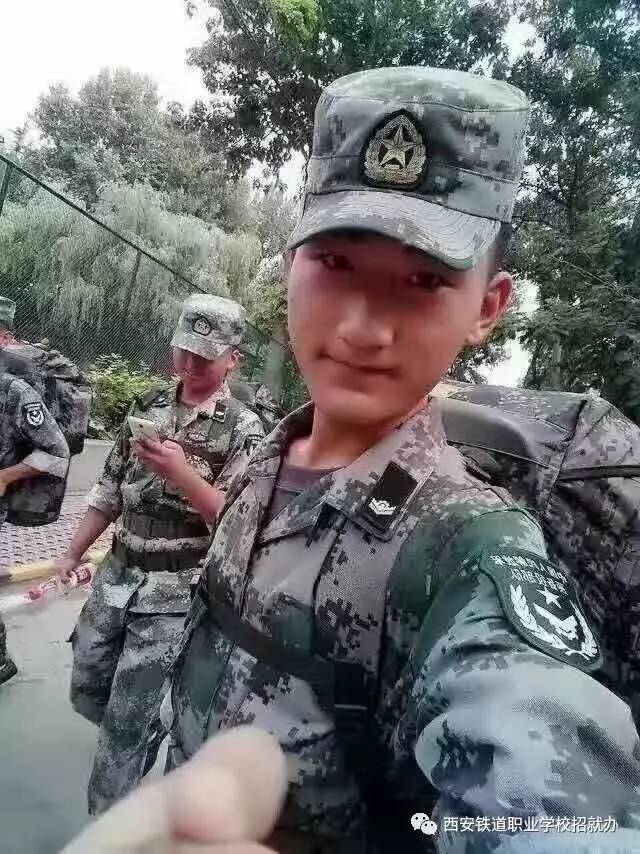 二炮部队军装,历史的印记与现代的风采,二炮部队军装,历史印记与现代风采的交融