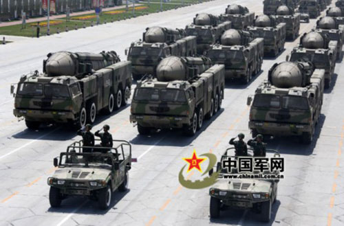 东风21D导弹装备部队，改变战略平衡的重要力量，东风21D导弹装备部队，重塑战略平衡的关键力量