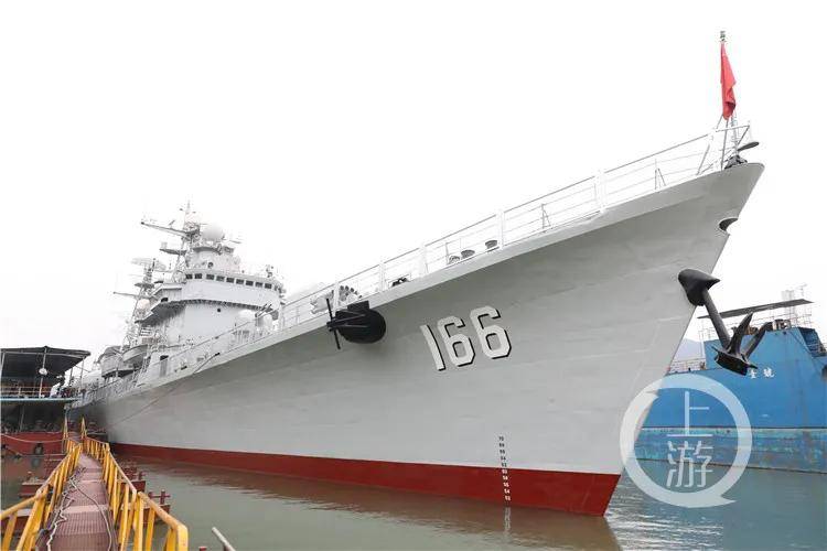 东港舰,中国海军的新锐力量,中国海军新锐力量——东港舰亮相