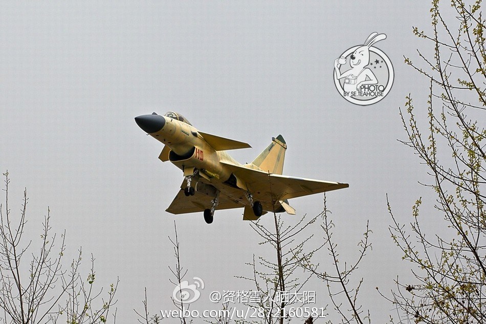 歼-16原型机揭秘,其源头究竟是哪款机型?,揭秘歼-16原型机源头,究竟是哪款机型发展而来?