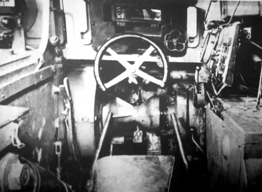 揭秘白色虎式驾驶员的身份之谜，揭秘白色虎式驾驶员身份之谜的真相探索