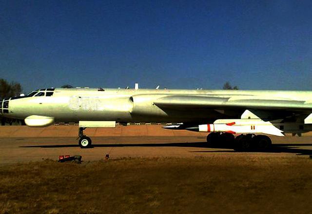 轰-6G挂载鹰击-12，空中力量的崭新组合，轰-6G挂载鹰击-12，空中力量全新组合亮相