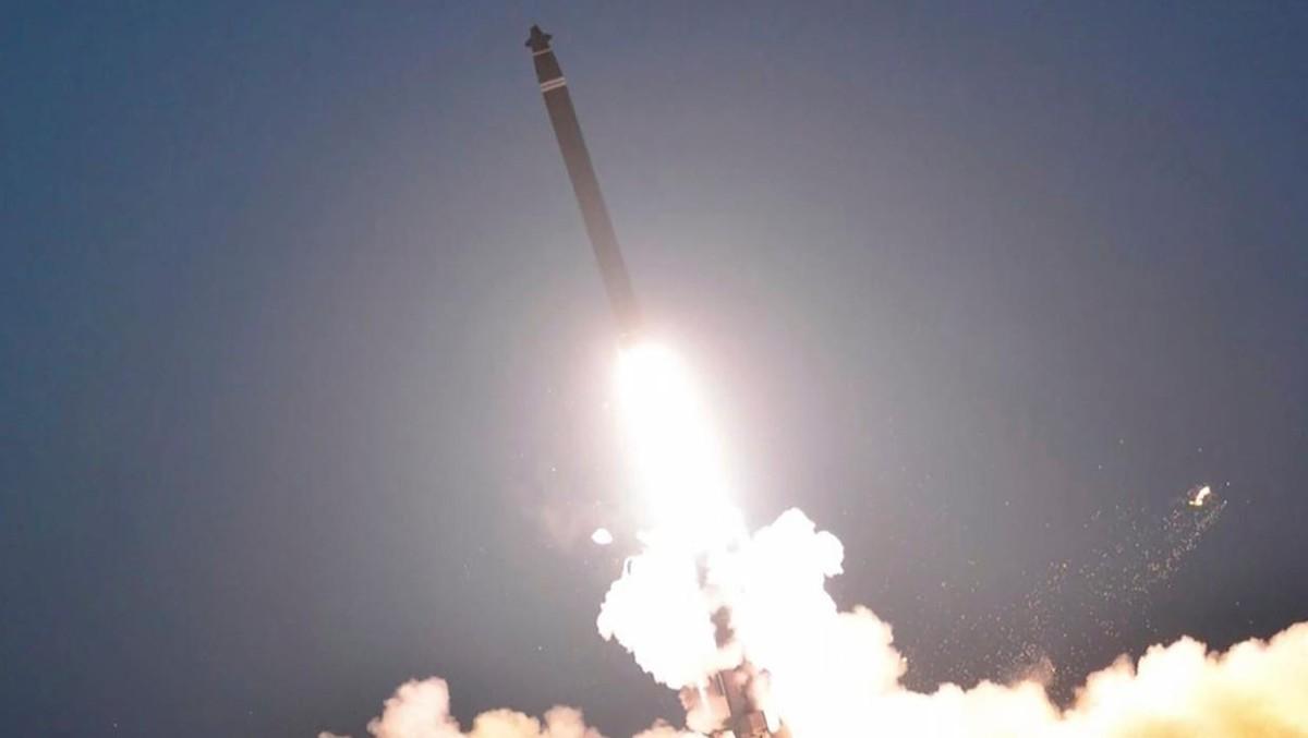 火箭炮瞄准技术详解，火箭炮瞄准技术深度解析