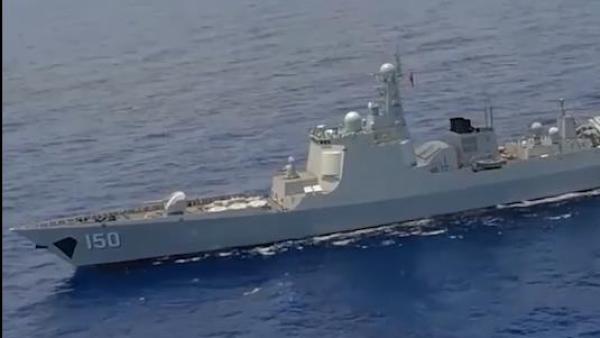 东部战区女兵军演，展现新时代巾帼英雄风采，东部战区女兵军演，新时代巾帼英雄展现风采