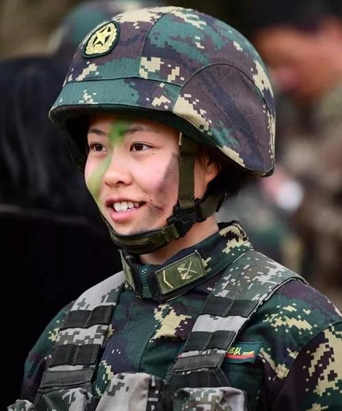 中国的女特种兵,荣耀与担当,中国女特种兵,荣耀与担当的双重奏