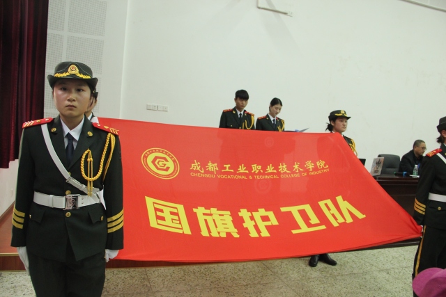 国旗护卫队个人总结,国旗护卫队个人工作总结,荣耀与责任同行