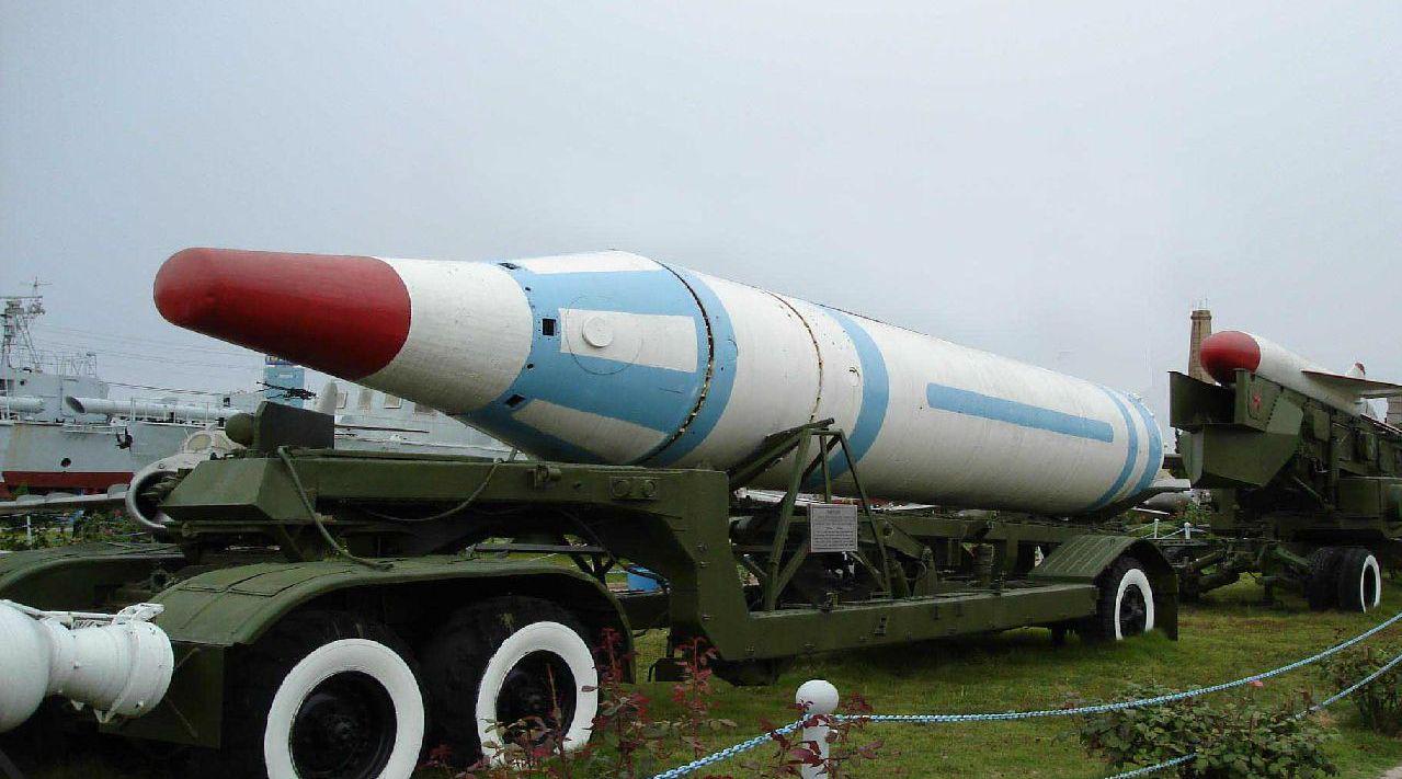 中国的巨浪导弹,力量与智慧的象征,中国巨浪导弹,力量与智慧的象征