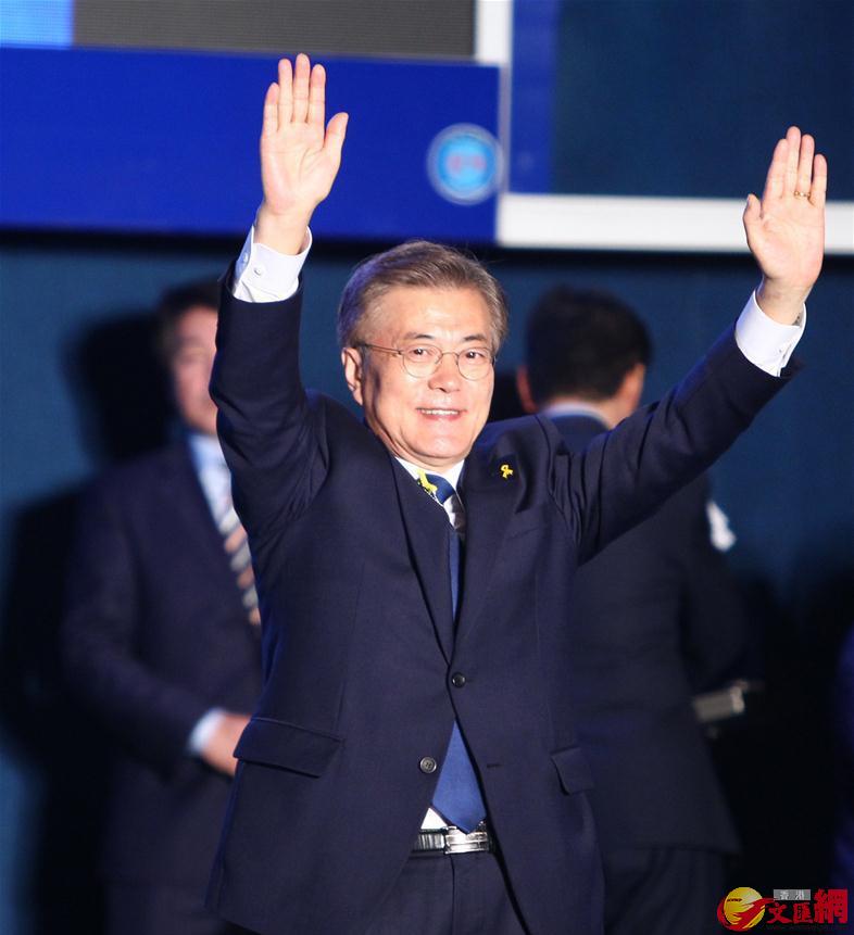 韩国总统文在寅,一位备受瞩目的政治领袖简介,韩国总统文在寅,备受瞩目的政治领袖风采