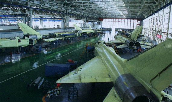 歼八战斗机,追溯其生产厂家的辉煌历程,歼八战斗机的辉煌历程,追溯生产厂家的历史足迹