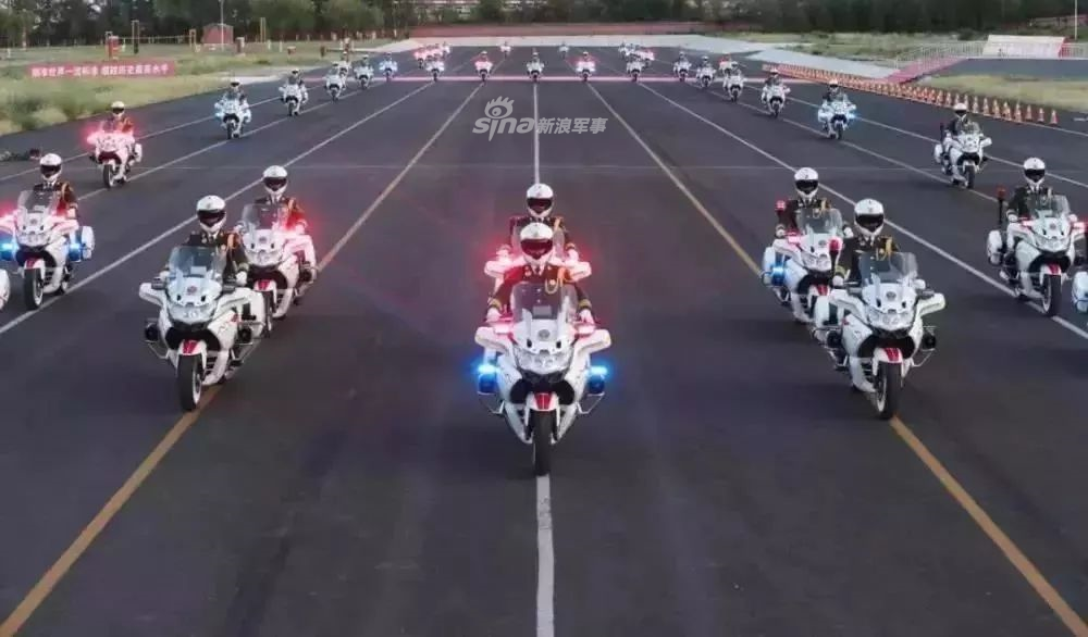 国宾护卫队,警察还是武警?解析其职责与身份,国宾护卫队的职责与身份解析,警察还是武警?