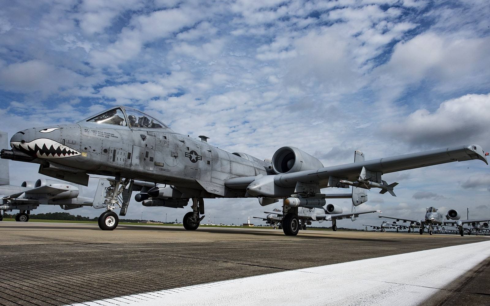 A-10攻击机的独特使用感受,A-10攻击机的非凡驾驶体验