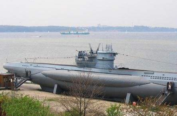 二战各国潜艇数量及其影响，二战各国潜艇数量及其战略影响分析