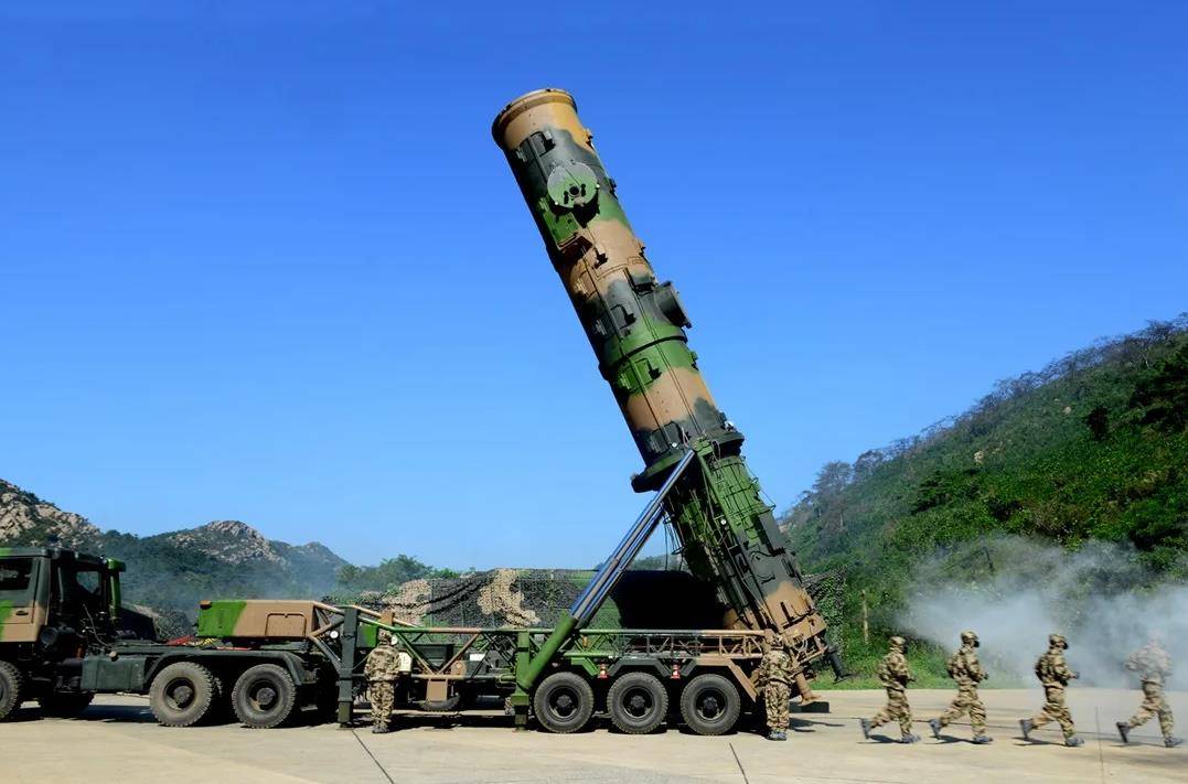 东风41导弹实战视频,揭示强大实力与战略威慑力,东风41导弹实战演练揭示强大战略威慑力与实战能力