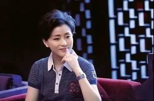 曾经的军事栏目主持人,历史与荣耀的见证者,军事栏目主持人,历史与荣耀的见证者