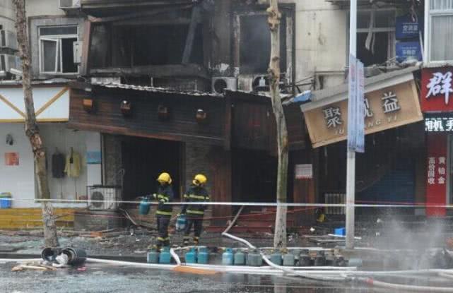 中国人民武装警察部队特种警察学院报考条件详解，中国人民武装警察部队特种警察学院报考条件全面解析