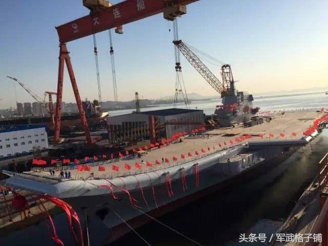 中国航母的雄伟身影,长度与宽度的探索,中国航母的雄伟身影,长度与宽度的揭秘