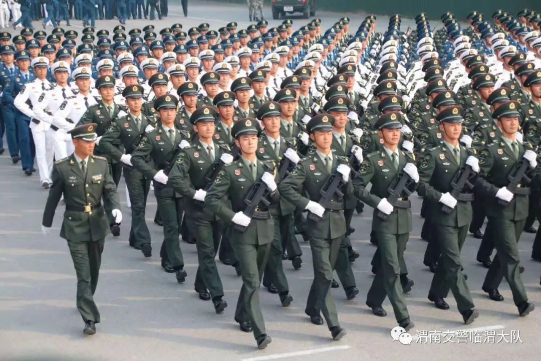 国庆阅兵中的几个方阵,荣耀与力量的展现,国庆阅兵方阵,荣耀与力量的汇聚