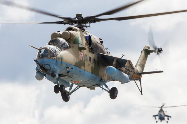 精美武装直升机图片,展现空中力量的独特魅力,精美武装直升机图片,空中力量的震撼展现