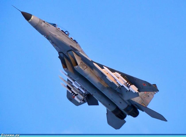 米格-35战斗机产量,探究其生产数量及影响因素,米格-35战斗机产量揭秘,生产数量与影响因素探究