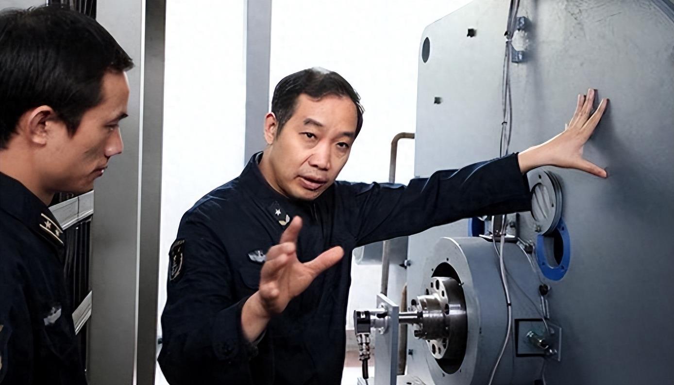 歼-35登舰，揭秘福建舰航母战斗力倍增的秘密，揭秘歼-35登舰，福建舰航母战斗力倍增的秘诀