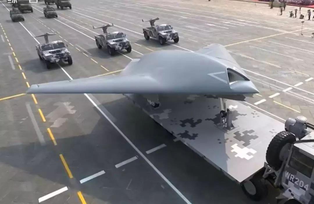 歼-20隐形战机介绍,歼-20隐形战机揭秘,中国顶尖战斗力的代表