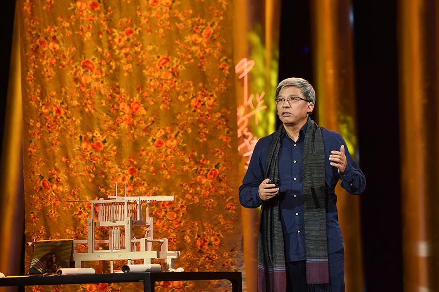 张召忠谈航母,可怕的威力与复杂的挑战,张召忠谈航母,威力与挑战的复杂交织