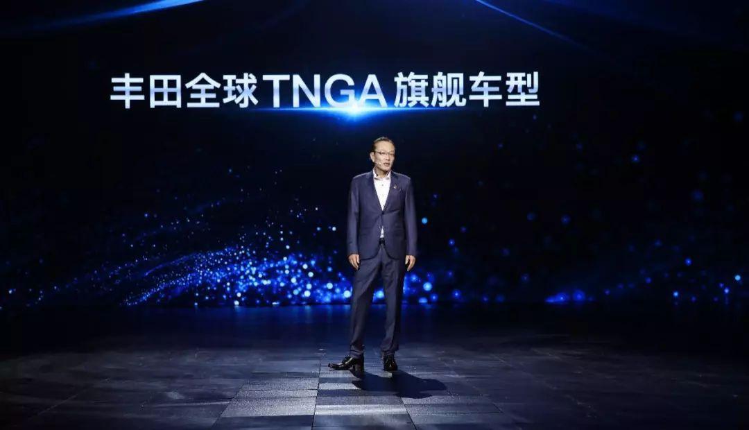 印度光辉战机与中国歼-15战斗机的较量,深度分析与比较,印度光辉战机与歼-15战斗机的深度对决,全面分析与比较