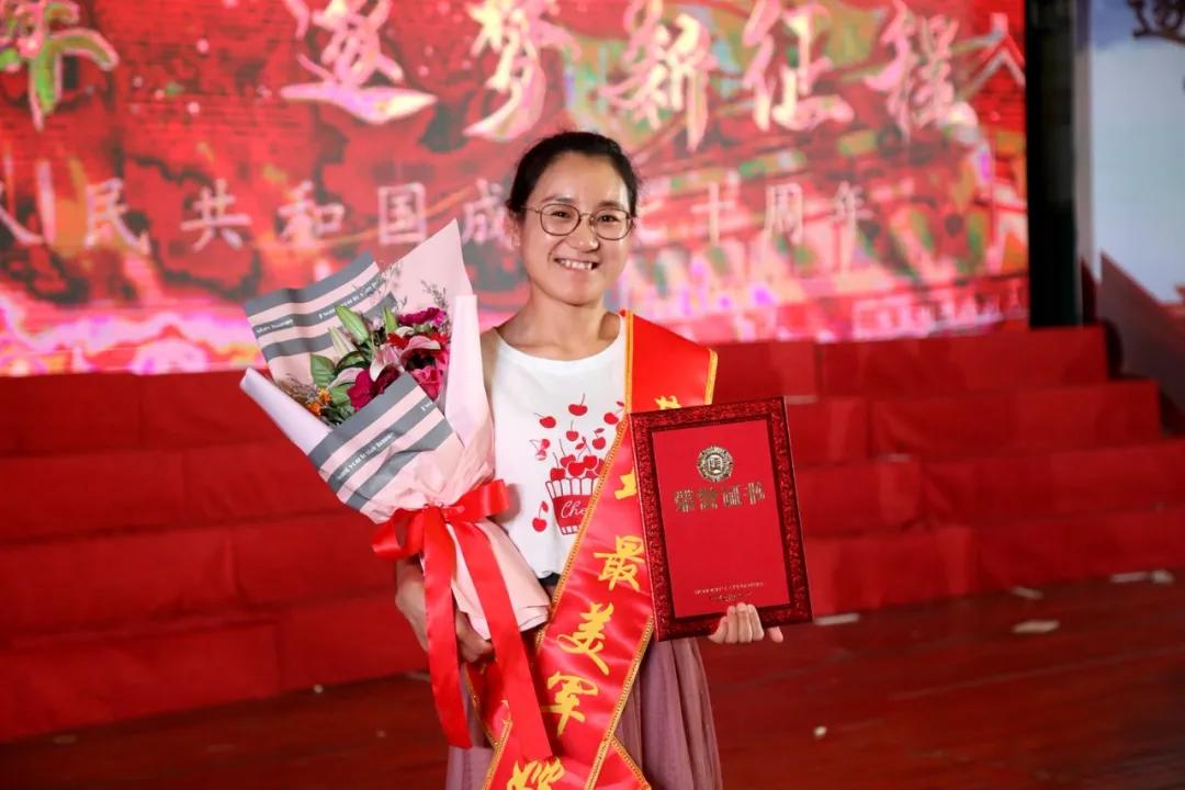 中国女兵的青春与担当,中国女兵的青春担当,热血铸魂,巾帼不让须眉