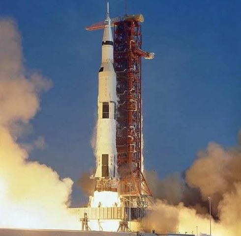 长征五号与土星五号,探索宇宙的两大巨擘,长征五号与土星五号,宇宙探索的两大巨擘