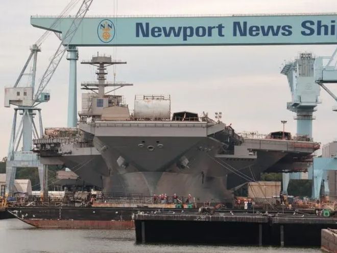 福特号航空母舰的重量与全球海军力量重塑,福特号航空母舰重量与全球海军力量格局重塑