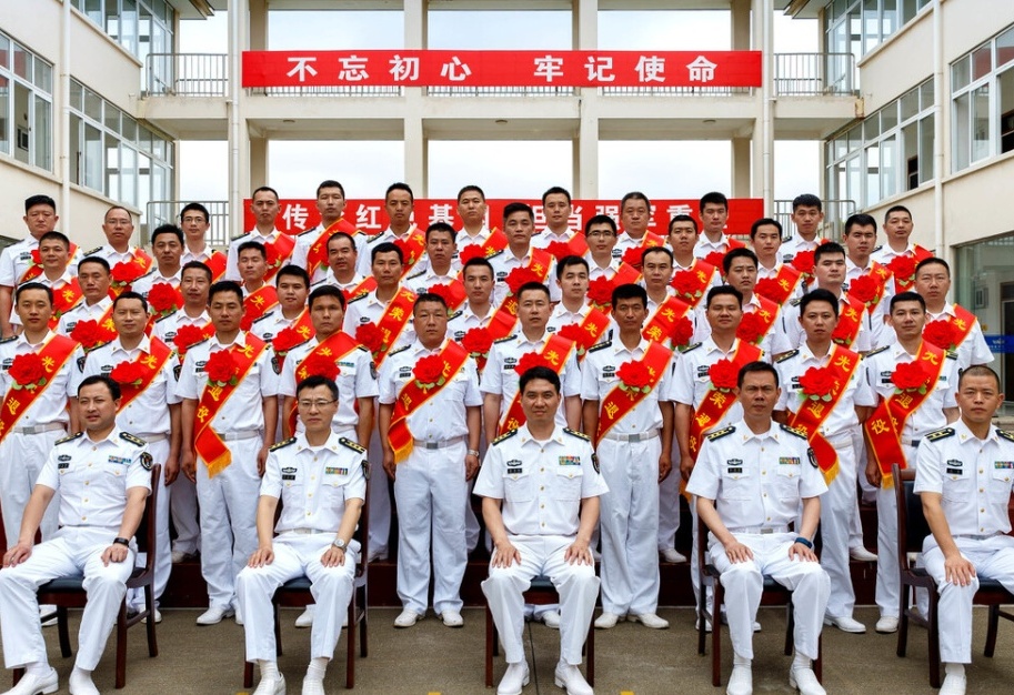 丁晓兵的多重职务与卓越贡献,丁晓兵的多重身份与卓越贡献概览