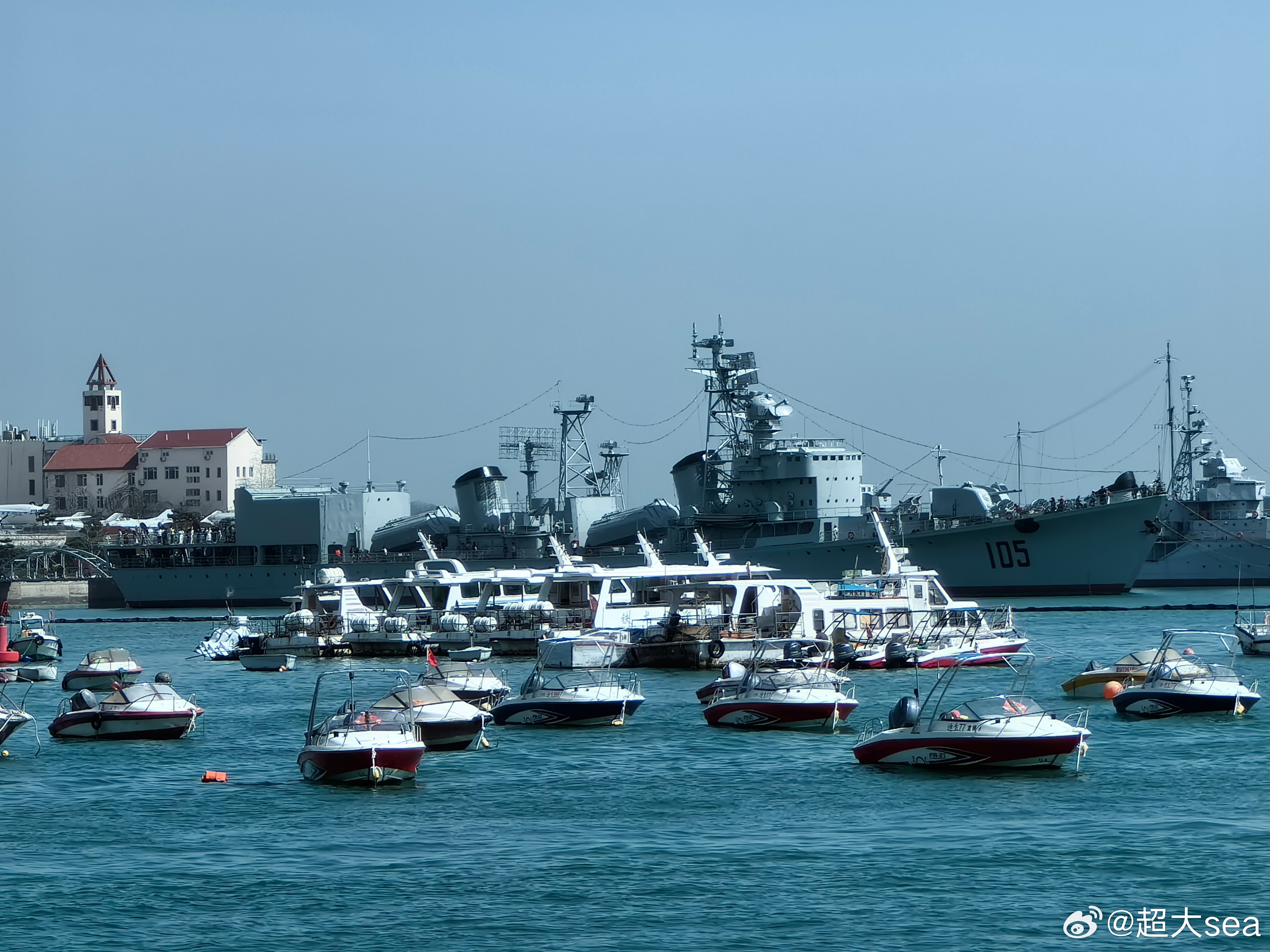 青岛海军博物馆的传奇之旅,深入探索中国海军历史上的里程碑——青岛海军博物馆105舰,青岛海军博物馆传奇之旅,探索中国海军历史的里程碑——深入探访105舰的历程