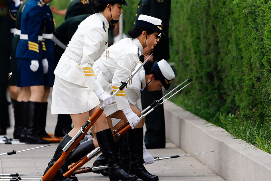 仪仗队首批女兵都来自哪里,首批女兵仪仗队成员来源揭秘