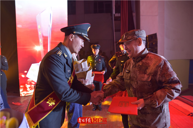 集团军表彰,荣耀时刻,激发士气的新篇章,集团军表彰盛典,荣耀时刻,续写激发士气新篇章