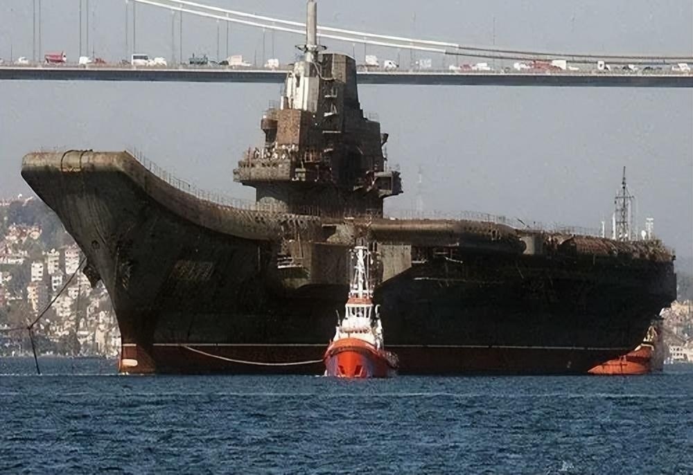 瓦良格号回国全过程视频,历史性的航海之旅,瓦良格号回国之旅,历史性的航海视频记录