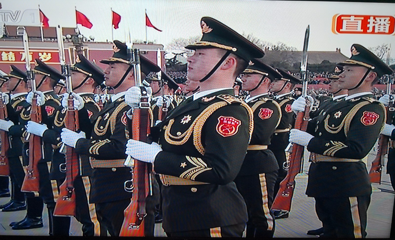 2022三军仪仗队拜年视频,展现荣耀与团结的力量,荣耀与团结的力量,2022三军仪仗队拜年视频展现军民同心