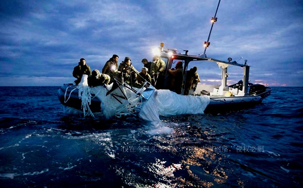 乌克兰空军击落俄军战机,冲突中的高空对决,乌克兰空军击落俄军战机,高空冲突对决揭秘