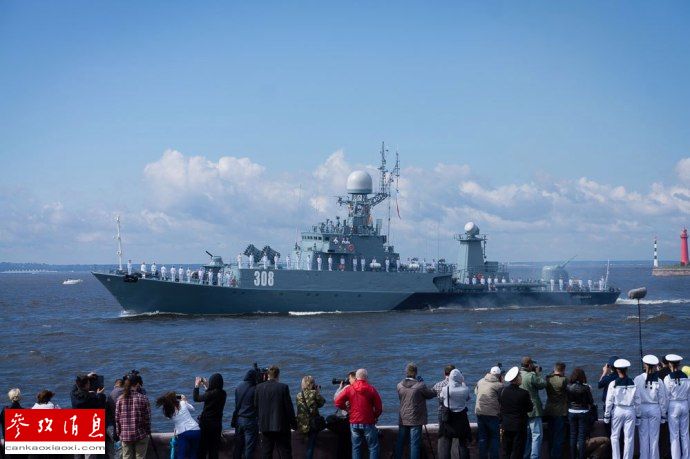 俄海军成立328周年阅舰式，荣耀与力量的展示，俄海军成立328周年阅舰式，荣耀与力量的盛大庆典