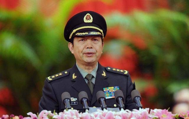 揭秘钟军长，一位英勇无畏的指挥官——来自二十一集团军的杰出代表，钟军长，二十一集团军英勇指挥官的传奇故事