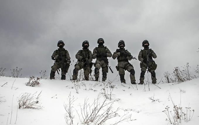 标准作战小队人数探究,几人构成最佳?,标准作战小队人数解析,最佳构成几人?