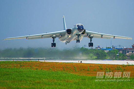 中国空军飞行标图片,探索蓝天的新篇章,中国空军飞行标图片,蓝天新篇章的探索者