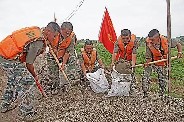 揭秘十二集团军历任副军长,英勇无畏的军事领袖们,揭秘十二集团军历任副军长,英勇无畏的军事领袖群像