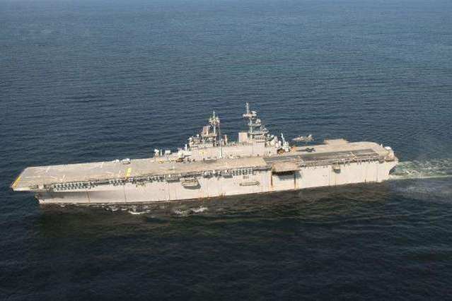 美军黄蜂号两栖攻击舰,力量与适应性的典范,美军黄蜂号攻击舰,力量与适应性的典范展现