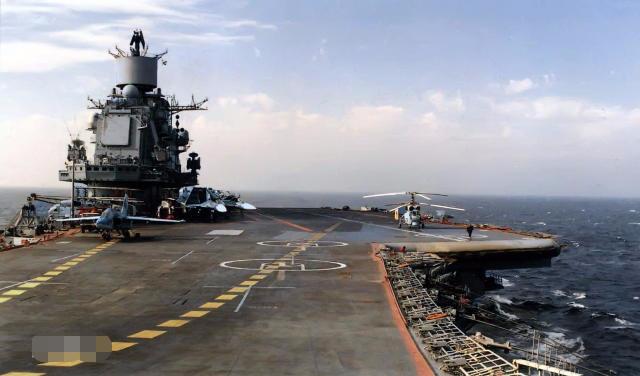 上航母服役的士兵要求,精英中的精英,航母精英士兵选拔要求揭秘,精英中的精英