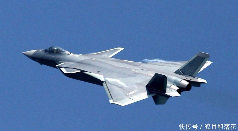 歼8战斗机生产数量及其影响分析,歼8战斗机生产数量及其影响深度解析