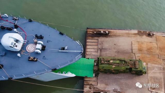 揭秘中国海军的利器,073A型两栖登陆舰,揭秘中国海军利器,073A型两栖登陆舰战力解析