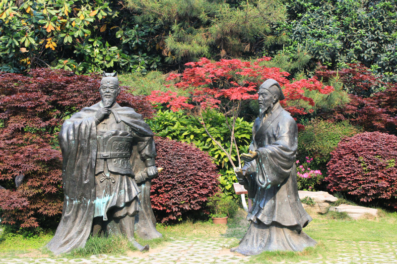 刘伯温三肖一句定江山,智谋与决断的象征,刘伯温智谋决断,三肖预言定江山