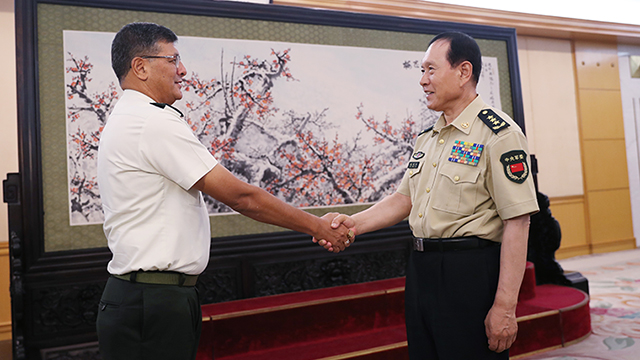 国防部长魏凤和的近况与国防事业发展研究,国防部长魏凤和近况及国防事业发展展望