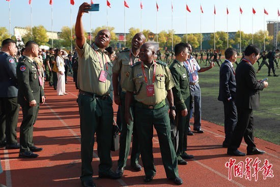 中国人民武装警察部队特种警察学院